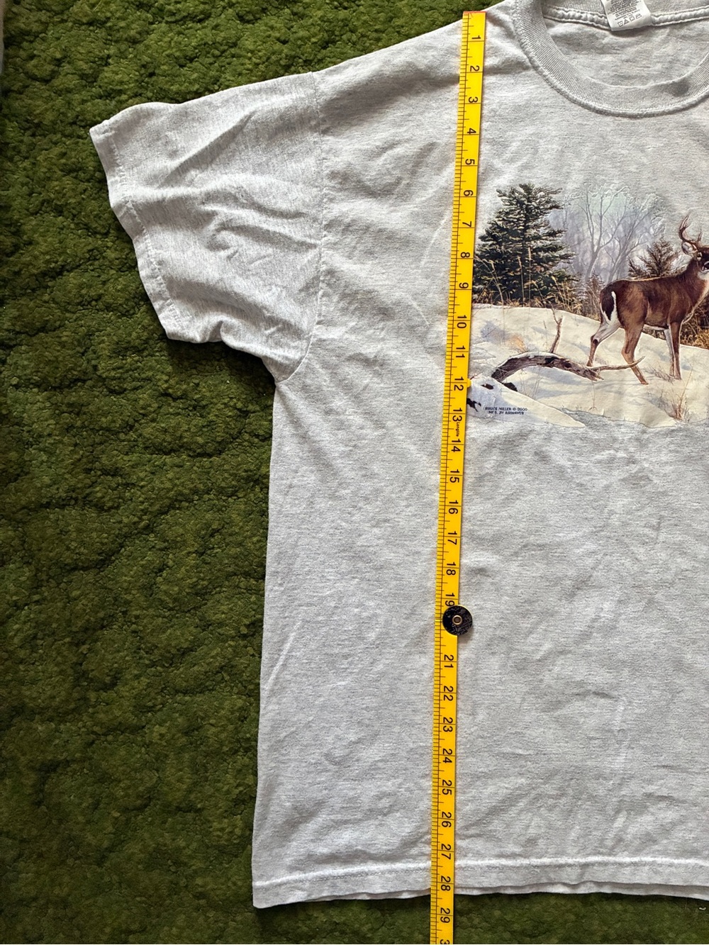 Vintage Bruce Miller Deer in Snow Tee - Picture 8 of 9
